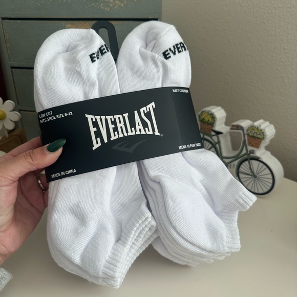 Everlast Other - Everlast Men's Athletic White Socks